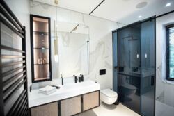 Продаж сучасного будинку 340 кв.м з ремонтом + вихід на канал Дніпра, КМ Riviera Village, Вишгородський р-н, Лебедівка фото 34 Продаж сучасного будинку 340 кв.м з ремонтом + вихід на канал Дніпра, КМ Riviera Village, Вишгородський р-н, Лебедівка фото 34