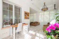 Продажа элитного дома 340 кв.м + гостевой дом 250 кв.м + 31 соток, cосновый лес + выход на воду, КГ Бобры, Вышгородский р-н, c. Хотяновка фото 5 Продажа элитного дома 340 кв.м + гостевой дом 250 кв.м + 31 соток, cосновый лес + выход на воду, КГ Бобры, Вышгородский р-н, c. Хотяновка фото 5