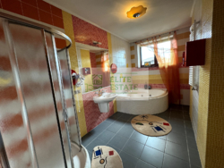 Продаж дизайнерського будинку 441 кв.м. з басейном та сауною в КМ 'Сонячна Долина', c. Романків, Обухівський р-н фото 56 Продаж дизайнерського будинку 441 кв.м. з басейном та сауною в КМ 'Сонячна Долина', c. Романків, Обухівський р-н фото 56