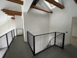 Будинок 290 м² з новим ремонтом в стилi LOFT та власним БОМБОСХОВИЩЕМ + САУНА, Київ, Соломенський р-н, Караваєві дачі, вул. Зелена фото 16 Будинок 290 м² з новим ремонтом в стилi LOFT та власним БОМБОСХОВИЩЕМ + САУНА, Київ, Соломенський р-н, Караваєві дачі, вул. Зелена фото 16