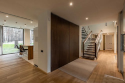 Продаж будинку 285 кв.м серед соснового лісу з дизайнерським ремонтом та меблями в КМ 'Goodlife Park', Вишгородський р-н, c. Лебедівка фото 6 Продаж будинку 285 кв.м серед соснового лісу з дизайнерським ремонтом та меблями в КМ 'Goodlife Park', Вишгородський р-н, c. Лебедівка фото 6