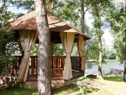 Продажа VIP-дома с ремонтом + выход на канал Днепра, КГ 'Бобёр', Вышгородский р-н, c. Хотяновка фото 6 Продажа VIP-дома с ремонтом + выход на канал Днепра, КГ 'Бобёр', Вышгородский р-н, c. Хотяновка фото 6