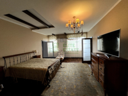 Продаж дизайнерського будинку 441 кв.м. з басейном та сауною в КМ 'Сонячна Долина', c. Романків, Обухівський р-н фото 52 Продаж дизайнерського будинку 441 кв.м. з басейном та сауною в КМ 'Сонячна Долина', c. Романків, Обухівський р-н фото 52