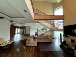 Продаж дизайнерського будинку 441 кв.м. з басейном та сауною в КМ 'Сонячна Долина', c. Романків, Обухівський р-н фото 30 Продаж дизайнерського будинку 441 кв.м. з басейном та сауною в КМ 'Сонячна Долина', c. Романків, Обухівський р-н фото 30