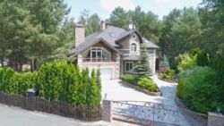 Продажа VIP-дома с ремонтом + выход на канал Днепра, КГ 'Бобёр', Вышгородский р-н, c. Хотяновка фото 1 Продажа VIP-дома с ремонтом + выход на канал Днепра, КГ 'Бобёр', Вышгородский р-н, c. Хотяновка фото 1