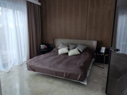    346 ²      Riviera Village,  -, c.   20