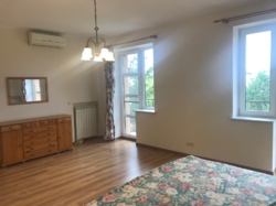 Продаж 3-поверхового будинку 438 кв.м з ремонтом та меблями біля р. Дніпро, 2 лінія, Оболонь - Чорнобилець фото 21 Продаж 3-поверхового будинку 438 кв.м з ремонтом та меблями біля р. Дніпро, 2 лінія, Оболонь - Чорнобилець фото 21