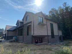 Продаж сучасного котеджу 650 кв.м з власним БОМБОСХОВИЩЕМ на 4 виходи + 17 соток, КМ Riviera Village, Вишгородський р-н, c. Лебедівка фото 4 Продаж сучасного котеджу 650 кв.м з власним БОМБОСХОВИЩЕМ на 4 виходи + 17 соток, КМ Riviera Village, Вишгородський р-н, c. Лебедівка фото 4