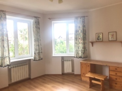 Продаж 3-поверхового будинку 438 кв.м з ремонтом та меблями біля р. Дніпро, 2 лінія, Оболонь - Чорнобилець фото 16 Продаж 3-поверхового будинку 438 кв.м з ремонтом та меблями біля р. Дніпро, 2 лінія, Оболонь - Чорнобилець фото 16