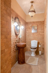 Продажа элитного дома 340 кв.м + гостевой дом 250 кв.м + 31 соток, cосновый лес + выход на воду, КГ Бобры, Вышгородский р-н, c. Хотяновка фото 13 Продажа элитного дома 340 кв.м + гостевой дом 250 кв.м + 31 соток, cосновый лес + выход на воду, КГ Бобры, Вышгородский р-н, c. Хотяновка фото 13