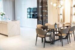 Продаж сучасного будинку 340 кв.м з ремонтом + вихід на канал Дніпра, КМ Riviera Village, Вишгородський р-н, Лебедівка фото 17 Продаж сучасного будинку 340 кв.м з ремонтом + вихід на канал Дніпра, КМ Riviera Village, Вишгородський р-н, Лебедівка фото 17