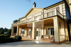  VIP- 590 ²  , 30 ,  Riviera Village, 1-   4