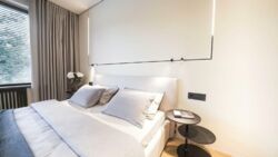 Продаж сучасного будинку 340 кв.м з ремонтом + вихід на канал Дніпра, КМ Riviera Village, Вишгородський р-н, Лебедівка фото 30 Продаж сучасного будинку 340 кв.м з ремонтом + вихід на канал Дніпра, КМ Riviera Village, Вишгородський р-н, Лебедівка фото 30