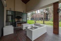 Продаж будинку 285 кв.м серед соснового лісу з дизайнерським ремонтом та меблями в КМ 'Goodlife Park', Вишгородський р-н, c. Лебедівка фото 2 Продаж будинку 285 кв.м серед соснового лісу з дизайнерським ремонтом та меблями в КМ 'Goodlife Park', Вишгородський р-н, c. Лебедівка фото 2