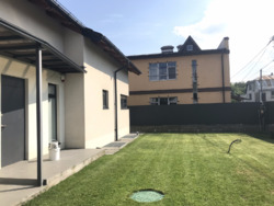 Будинок 290 м² з новим ремонтом в стилi LOFT та власним БОМБОСХОВИЩЕМ + САУНА, Київ, Соломенський р-н, Караваєві дачі, вул. Зелена фото 35 Будинок 290 м² з новим ремонтом в стилi LOFT та власним БОМБОСХОВИЩЕМ + САУНА, Київ, Соломенський р-н, Караваєві дачі, вул. Зелена фото 35