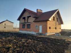 ������ ������� 203 �.��. � �. ��������� ���� 28