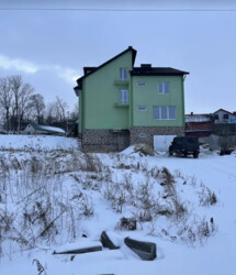 ������ 4 ����������� ������� � ������� �� 30 �����, 400 ��. �, ������� �������� ���� 6