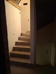 ������ ��������� � ����� �. ��������� � 102 �. ����������, 3 �������, 2 �������� ���� 17