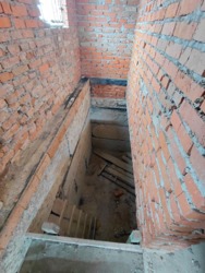 ������ ������� 203 �.��. � �. ��������� ���� 15