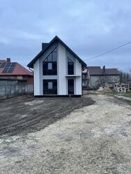 Продаж новозбудованого 2-поверхового будинку м.Кременець фото 4 Продаж новозбудованого 2-поверхового будинку м.Кременець фото 4