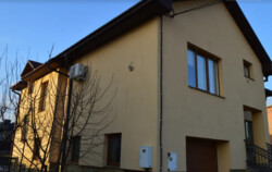 ������ 2 ����������� ������� � ������� �� 12 �����, 248 ��. �, ������ ���� 20