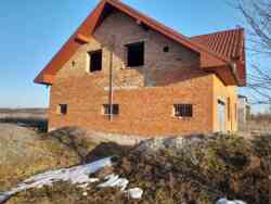 ������ ������� 203 �.��. � �. ��������� ���� 27