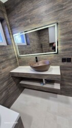 ������ ������� ������ 100 ��.�, �������� ��������� ���� 20