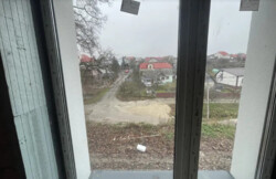  2      2.5 , 130 . ,  8