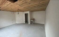 ������ ��������� � ����� �. ��������� � 102 �. ����������, 3 �������, 2 �������� ���� 5