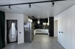 ������ 3 ����������� ������� � ������� �� 4.8 �����, 377 ��. �, ������� ���� 5