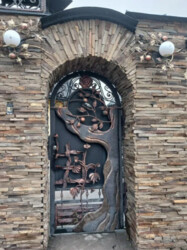 ������ ������� 300 ��.� � ����� ���� 6