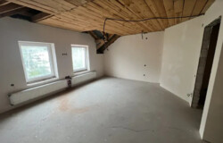 ������ ��������� � ����� �. ��������� � 102 �. ����������, 3 �������, 2 �������� ���� 4