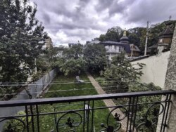 Продаж будинку, 192 кв.м, р-н Старий парк фото 4 Продаж будинку, 192 кв.м, р-н Старий парк фото 4