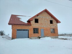 ������ ������� 203 �.��. � �. ��������� ���� 1