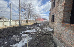 ������ 2 ����������� ��������� � ������� �� 3.5 �����, 140 ��. �, ������� ���� 11