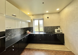 1-���������� ������� � ������� �� 47 �����, 77.5 ��. �, 3 ������ ���� 2