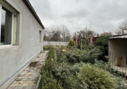 1-���������� ������� � ������� �� 47 �����, 77.5 ��. �, 3 ������ ���� 12