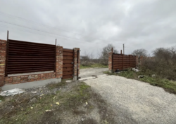 1-���������� ������� � ������� �� 47 �����, 77.5 ��. �, 3 ������ ���� 11