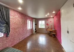 1-���������� ������� � ������� �� 47 �����, 77.5 ��. �, 3 ������ ���� 6