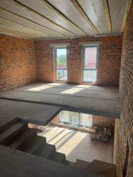 🏡 Котедж у «Старому Аеродромі»: Свобода планування у найтихішому районі міста! фото 4 🏡 Котедж у «Старому Аеродромі»: Свобода планування у найтихішому районі міста! фото 4