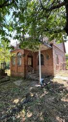 Двоповерховий дачний будинок із гаражем та великою ділянкою в СТ Надія фото 1 Двоповерховий дачний будинок із гаражем та великою ділянкою в СТ Надія фото 1
