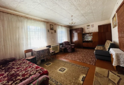 1-���������� ������� � �������� � ������� �� 35 �����, 85.3 ��. �, 3 ������ ���� 3