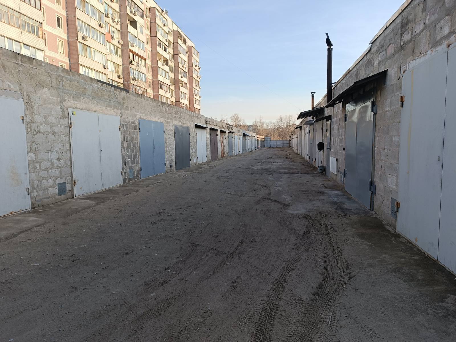 Продается гараж 4×6 кв м на левом берегу 5 мкрн фото 1 Продается гараж 4×6 кв м на левом берегу 5 мкрн фото 1