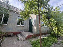 Будинок на 25 сотках у центрі Балівки! Газ, пічне опалення, гараж, господарські споруди, асфальтований під’їзд фото 1 Будинок на 25 сотках у центрі Балівки! Газ, пічне опалення, гараж, господарські споруди, асфальтований під’їзд фото 1