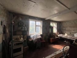 Будинок на 25 сотках у центрі Балівки! Газ, пічне опалення, гараж, господарські споруди, асфальтований під’їзд фото 14 Будинок на 25 сотках у центрі Балівки! Газ, пічне опалення, гараж, господарські споруди, асфальтований під’їзд фото 14