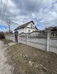 Продается дом в район Бассейна Микомп Сертификат фото 1 Продается дом в район Бассейна Микомп Сертификат фото 1