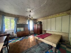 Будинок на 25 сотках у центрі Балівки! Газ, пічне опалення, гараж, господарські споруди, асфальтований під’їзд фото 8 Будинок на 25 сотках у центрі Балівки! Газ, пічне опалення, гараж, господарські споруди, асфальтований під’їзд фото 8