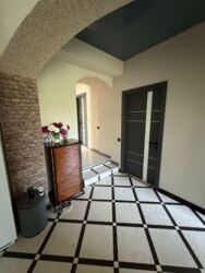 ������ ��� 140 �2 � ������ � �������� 8 ����� � ������� 50 �2 ���� 19