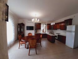 ПРОДАМ чудовий будинок на вул. Михайла Грушевського (М фото 8 ПРОДАМ чудовий будинок на вул. Михайла Грушевського (М фото 8