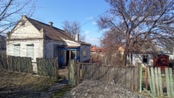 Дом в 200м от 28 школы и АТБ, по центральной улице Криворожская. фото 1 Дом в 200м от 28 школы и АТБ, по центральной улице Криворожская. фото 1